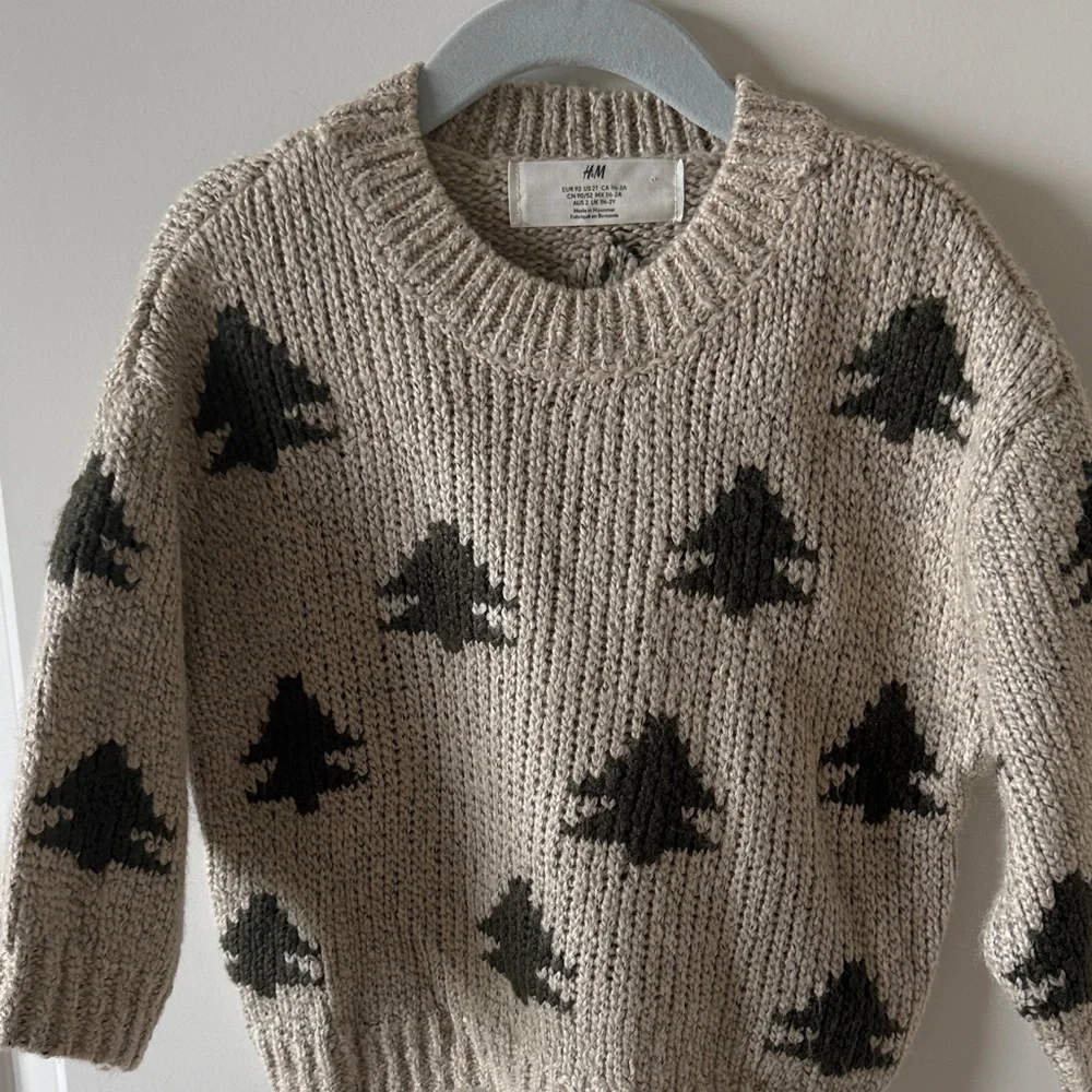 H&M Beige Knit Sweater - Picture 1 of 4
